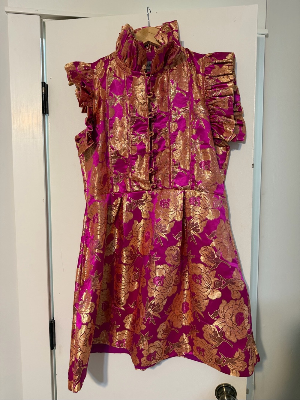 Sue Sartor Fairfield Mini | Hot Pink & Gold Brocade